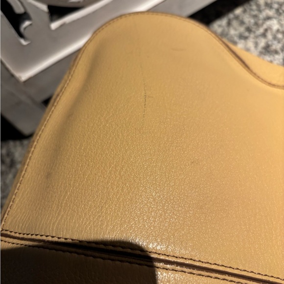Cole Haan Classic Tan Shoulder Bag - Picture 5 of 8